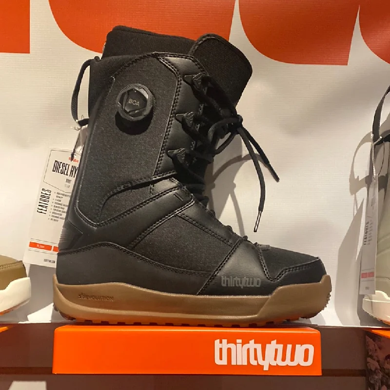 23/24 Thirty Two DIESEL HYBRID *NEW BLK/GUM