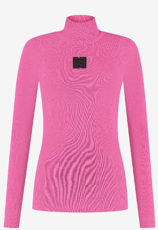 Nikkie Jolie Ski Turtle Neck in Pink